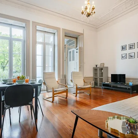 Palazzo Alvares Cabral بورتو