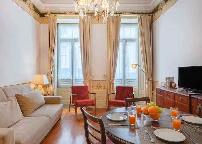 Palazzo Alvares Cabral *